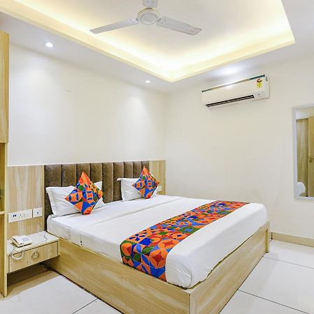 Fabhotel Luxury Inn Near Adarsh Nagar Metro Delhi (National Capital Territory of India) Exterior foto