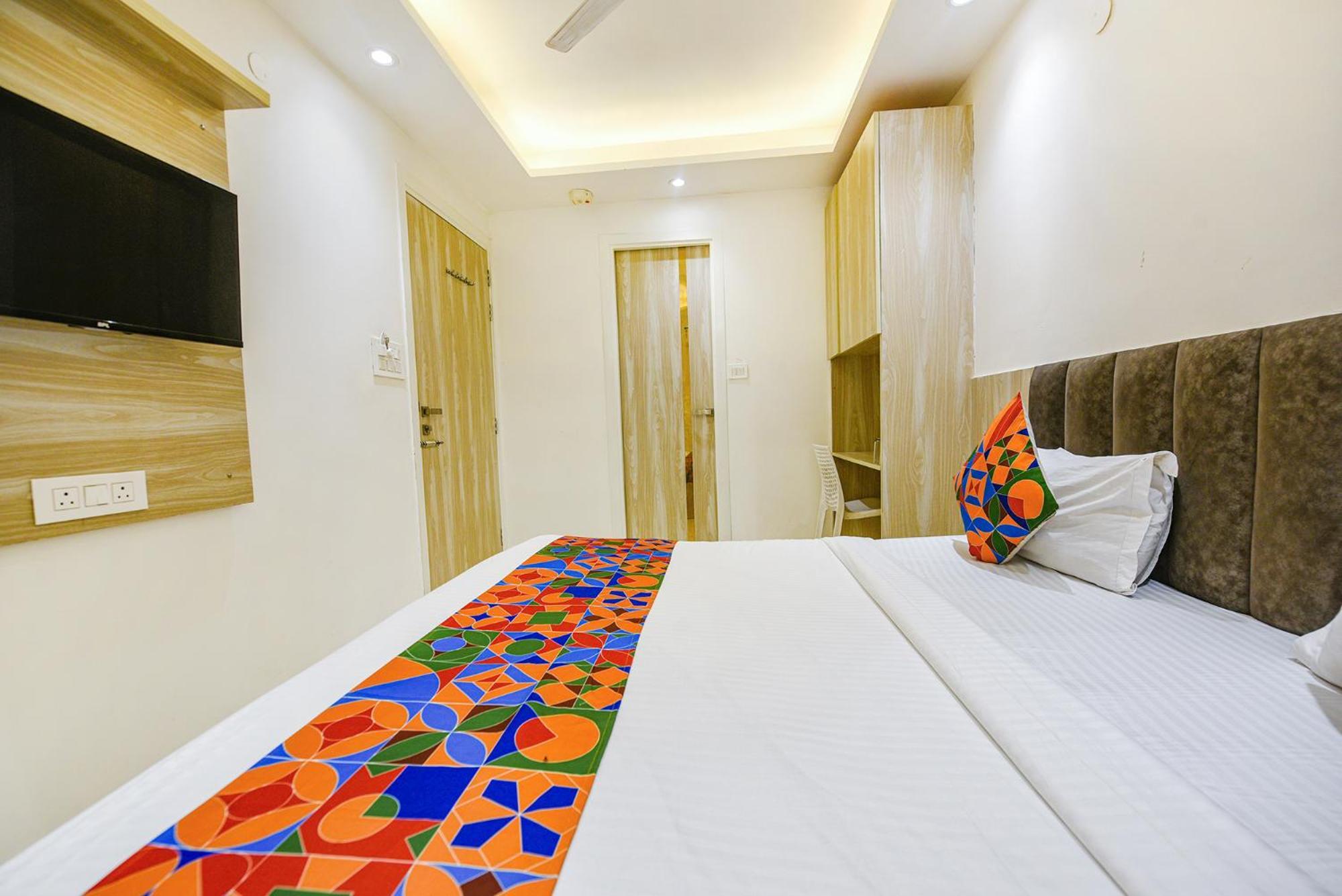 Fabhotel Luxury Inn Near Adarsh Nagar Metro Delhi (National Capital Territory of India) Exterior foto